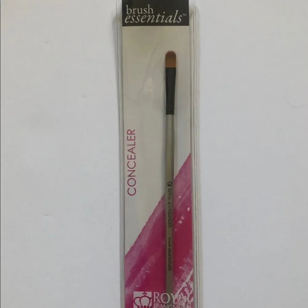 🆕 [Royal] Set of 6 Professional Makeup Brushes 💄👁